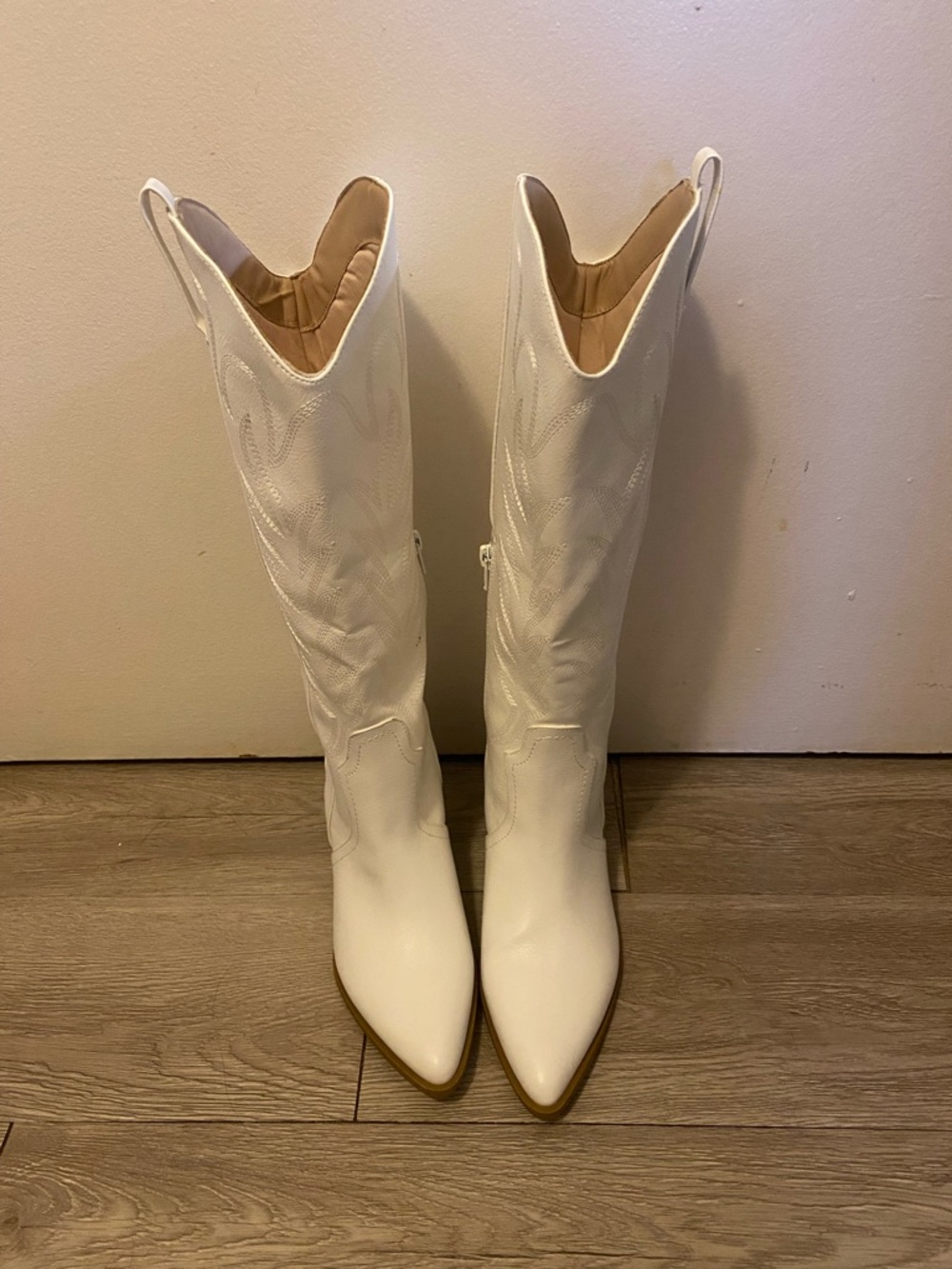 White Over-the-Knee Western Boots with Pointed Toe